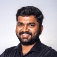 Headshot of Jay Vardhan, Co-Founder and CTO at Spendflo